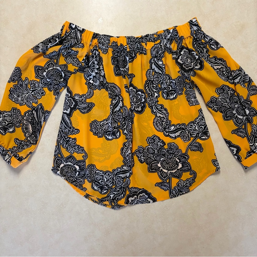 Express Xs Floral Print Women's Top - Yellow and Black